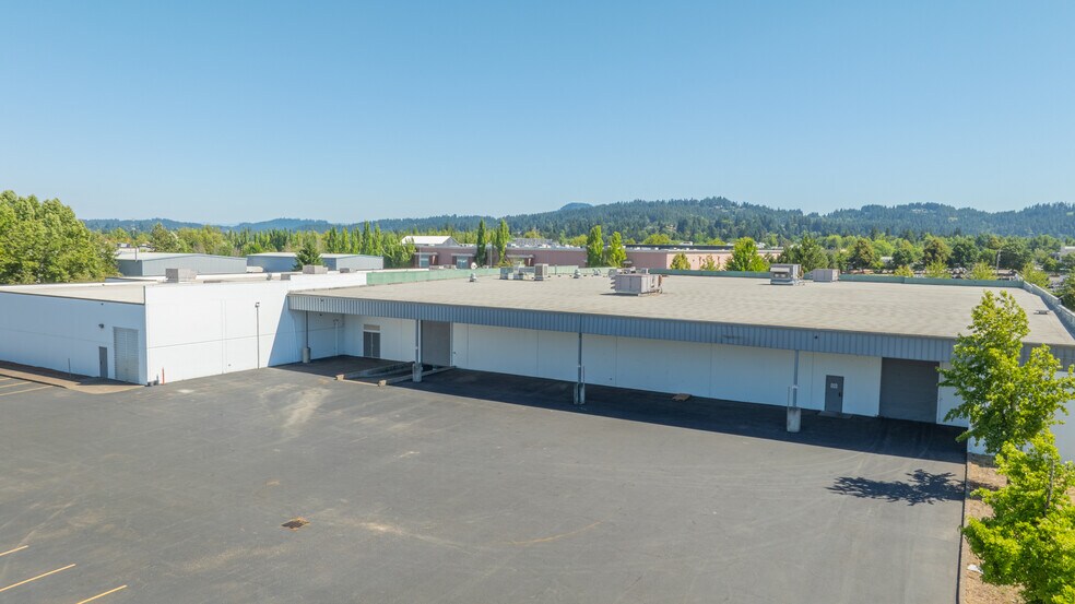 More Photos Of 3403 W 7th Ave, Eugene Manufacturing For Lease