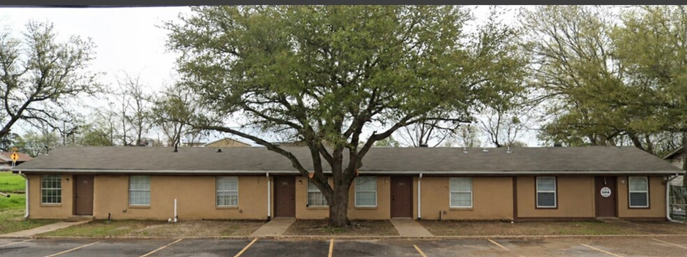 More Photos Of 220 Bois D Arc St, Canton Apartments For Sale