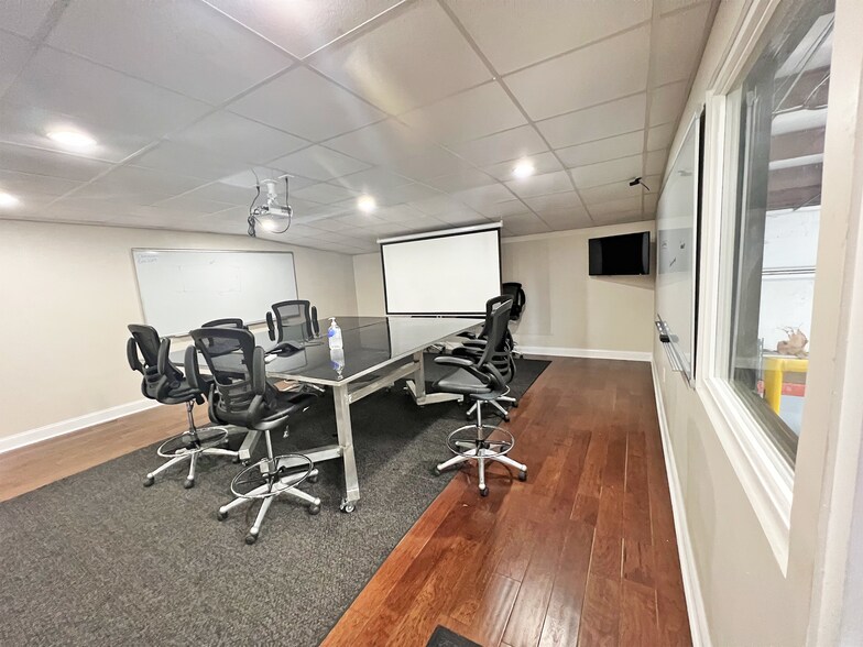 More Photos Of 3567 Meeting Street Rd, North Charleston Unknown For Lease