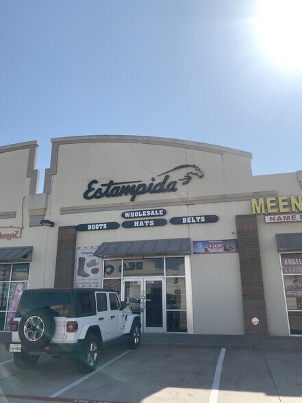 More Photos Of 11536 Harry Hines Blvd, Dallas General Retail For Sale