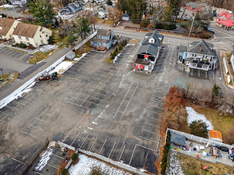 More Photos Of 2002 E Main St, Mohegan Lake Multifamily For Sale