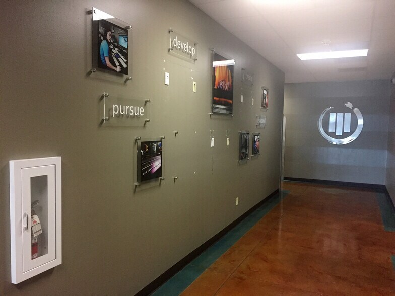 More Photos Of 2702 Agriculture Dr, Madison Office For Lease