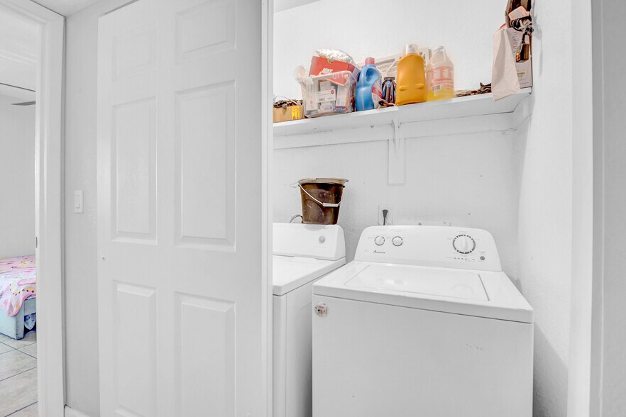 More Photos Of 3027-3045 E Grandview Rd, Phoenix Apartments For Sale