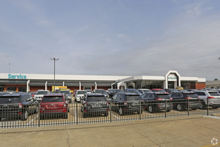 More Photos Of 2226 Encompass Dr, Chattanooga Office For Lease