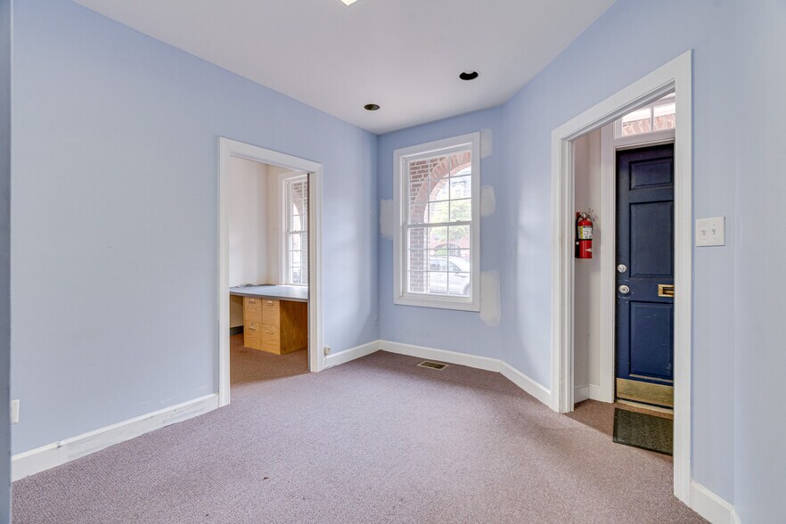 More Photos Of 217 N Washington St, Alexandria Office Residential For Sale