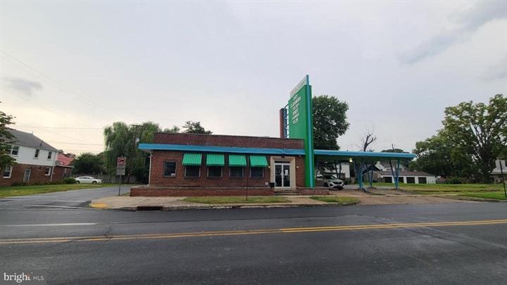 More Photos Of 3114 Hoffman St, Harrisburg Warehouse For Sale