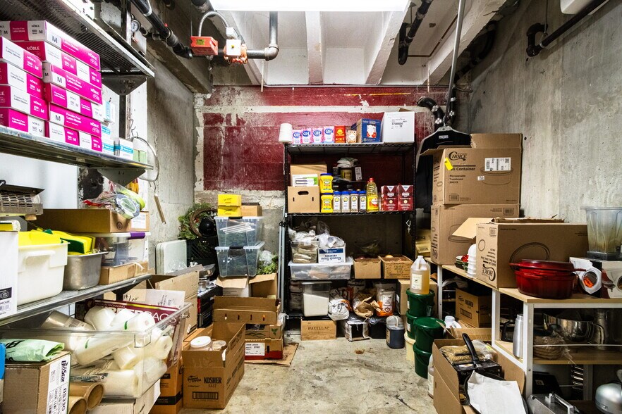 More Photos Of 1945 Hyde St, San Francisco Apartments For Sale