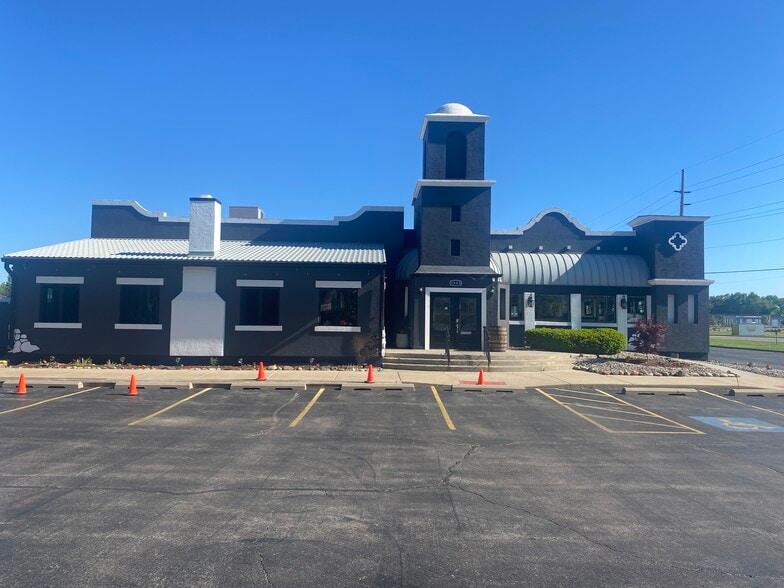 Primary Photo Of 7840 Wicker Ave, Saint John Restaurant For Lease