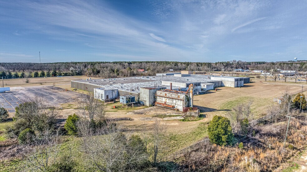 More Photos Of 14 Pine House Rd, Trenton Warehouse For Sale