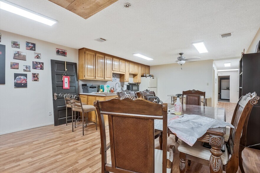 More Photos Of , Granbury Unknown For Sale