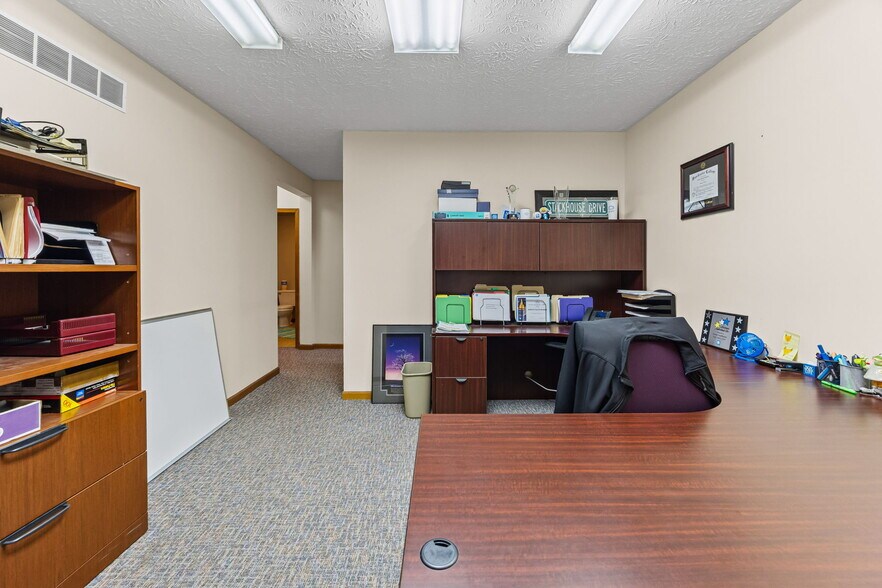 More Photos Of 1800 South St, Lafayette Office For Sale