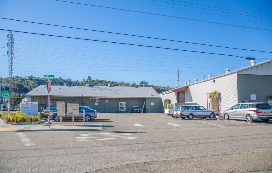 More Photos Of 21-37 Duffy Pl, San Rafael Unknown For Lease