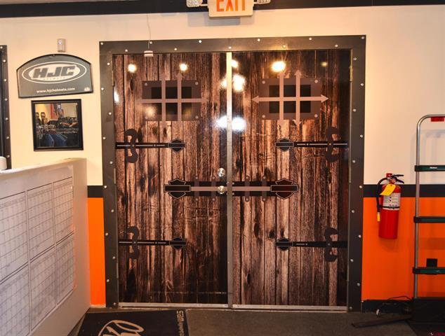 More Photos Of 1520 Bluff St, Delta Showroom For Sale