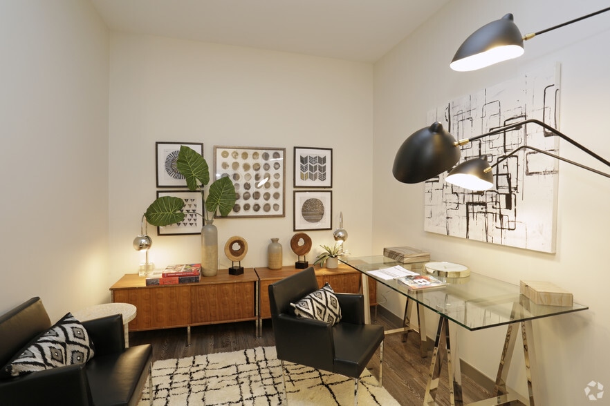 More Photos Of 6105 Spirit St, Pittsburgh Apartments For Lease