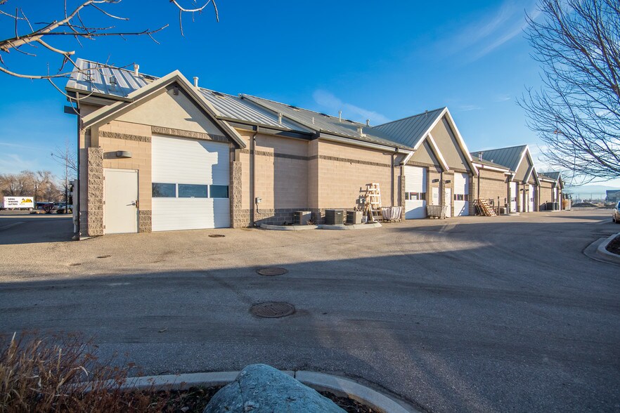 More Photos Of 1045 Ancona Ave, Eagle Flex For Sale