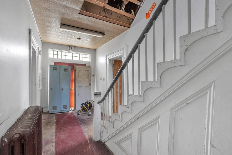More Photos Of 5433 Broad St, Pittsburgh Assisted Living For Sale