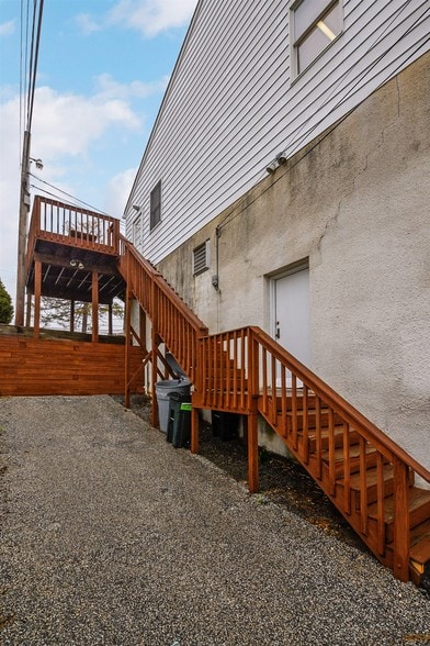 More Photos Of 7518-7526 Harford Rd, Baltimore Office For Sale