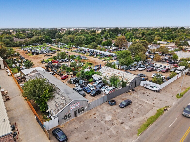 More Photos Of 1821-1823 S May Ave, Oklahoma City Auto Salvage Facility For Sale