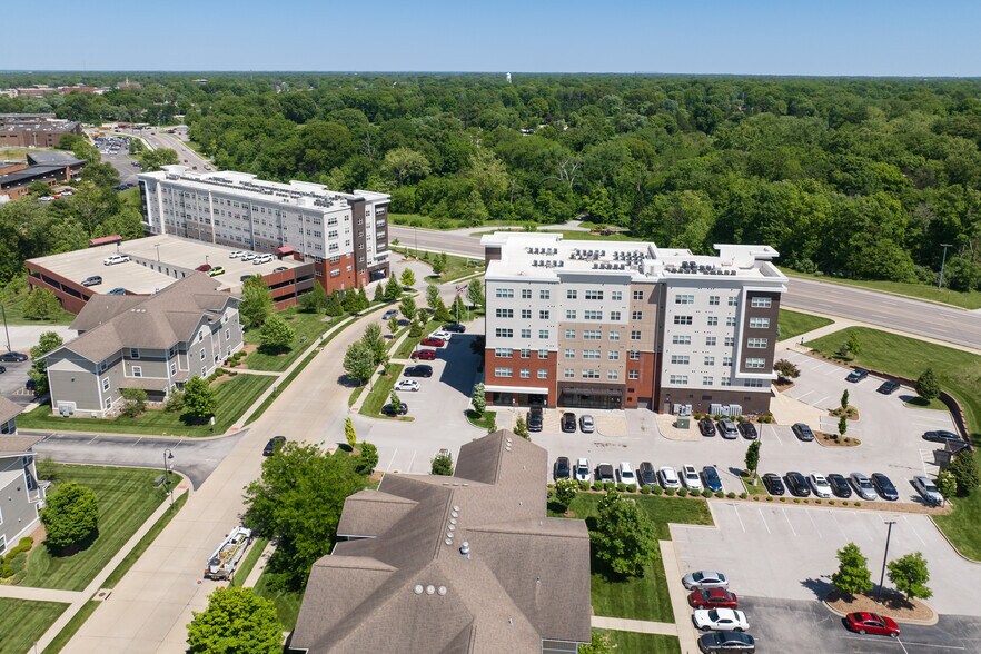 More Photos Of 1010 Enclave Blvd, Edwardsville Apartments For Sale
