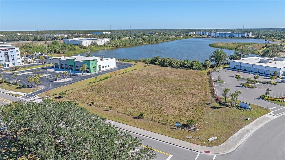 More Photos Of 3006 Executive Dr, Venice Medical For Lease