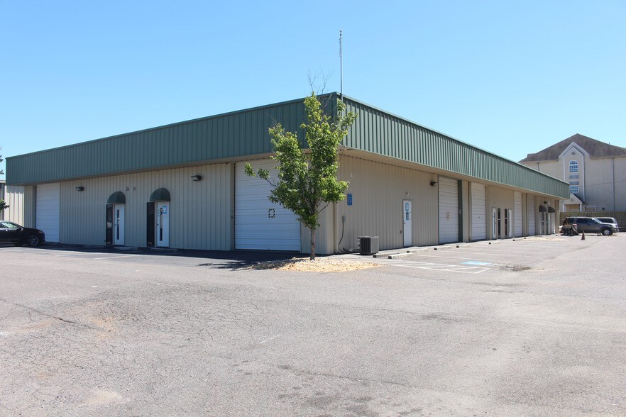 More Photos Of 2917 Riverwest Dr, Augusta Industrial For Lease