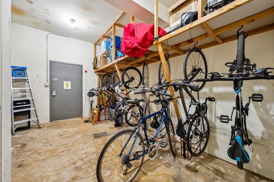 More Photos Of 212 Race St, Philadelphia Apartments For Sale