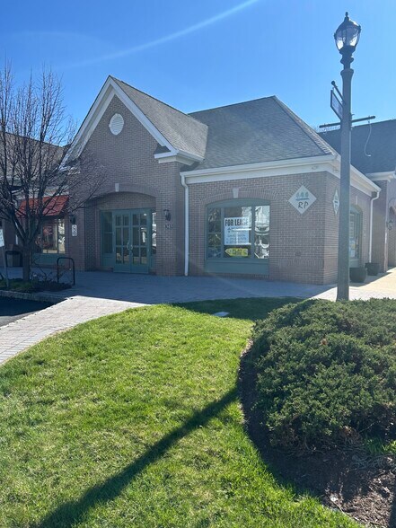 More Photos Of 301-305 Main St, Butler Storefront For Lease