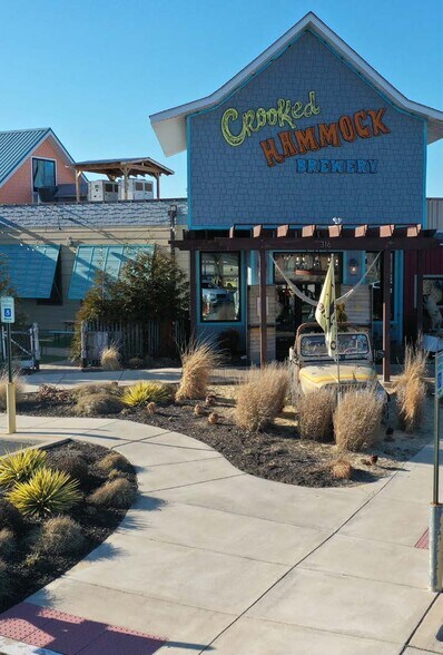 More Photos Of 316 Auto Park Dr, Middletown General Retail For Sale