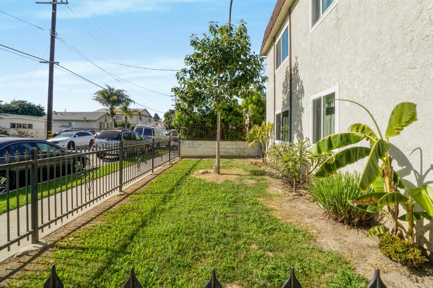 More Photos Of 1633 259th St, Harbor City Apartments For Sale