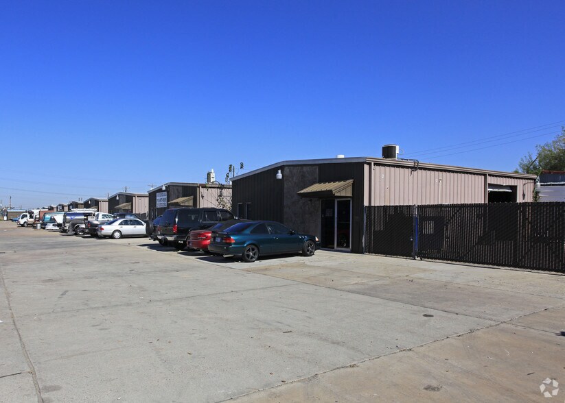 More Photos Of 9901-9927 Harwin Dr, Houston Warehouse For Lease