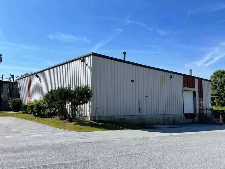 Primary Photo Of 112 Quality Ln, Rutland Industrial For Lease