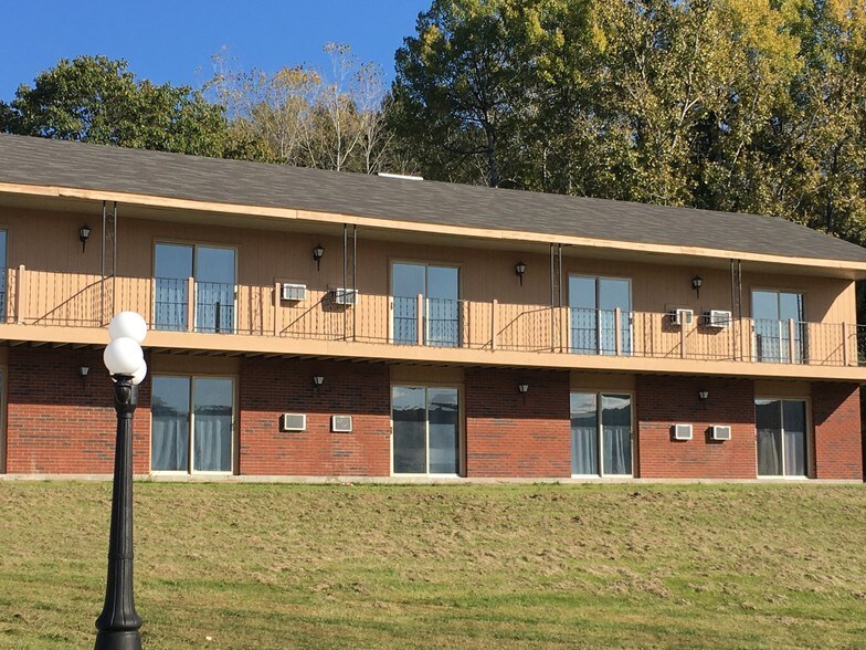 More Photos Of 7462 Seneca Rd N, Hornell Hotel For Sale