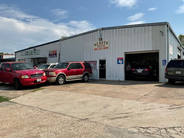 More Photos Of 1517 W Main St, La Porte Auto Repair For Sale
