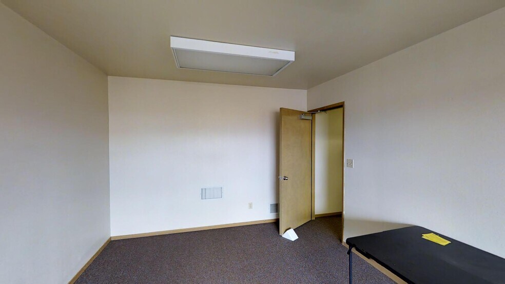 More Photos Of 270-276 N 5th St, Coalinga Storefront For Sale