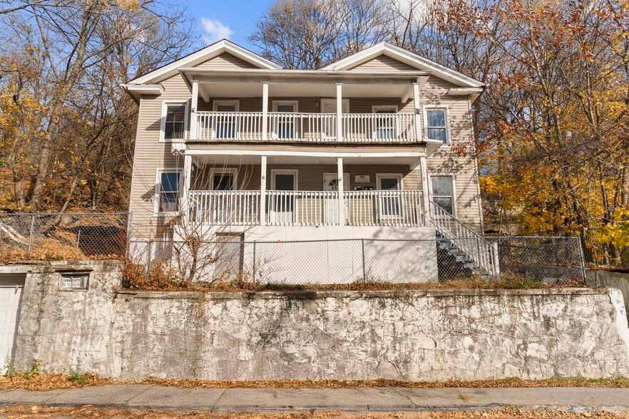 Primary Photo Of 156 Orange St, Waterbury Apartments For Sale