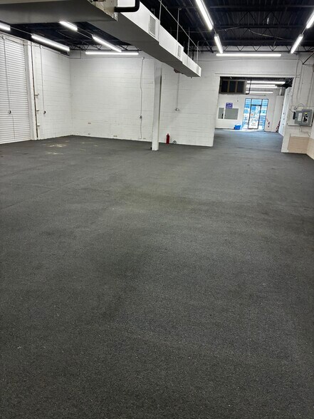 More Photos Of 8601 Torresdale Ave, Philadelphia Flex For Lease