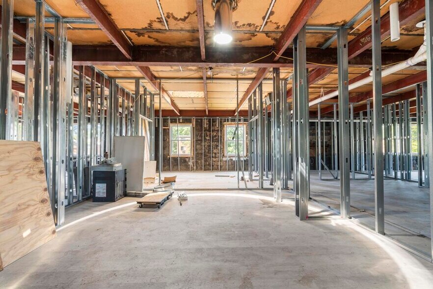 More Photos Of 621 Farmington Ave, Hartford Apartments For Sale