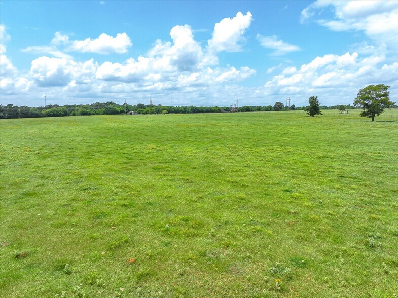 More Photos Of Tract 9 County Road 3415, Jacksonville Land For Sale