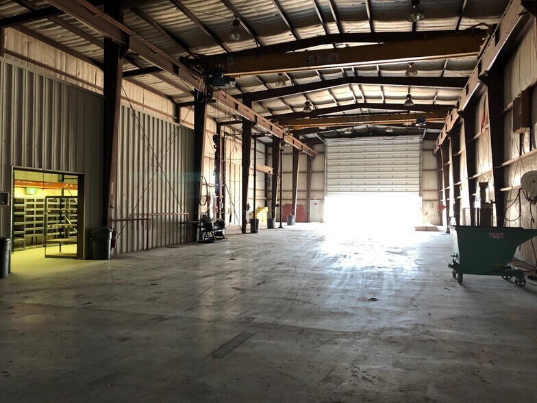 More Photos Of 4108 Ruby Lee Lane, San Angelo Warehouse For Lease