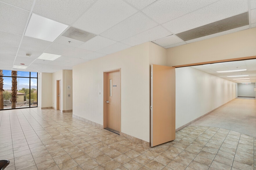 More Photos Of 2920 N Green Valley Pky, Henderson Office For Sale