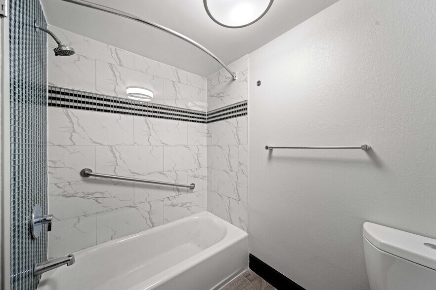 More Photos Of 10610 Marty St, Overland Park Multifamily For Sale