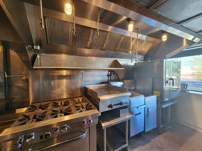 More Photos Of 4971 N 7th Ave, Phoenix Restaurant For Sale