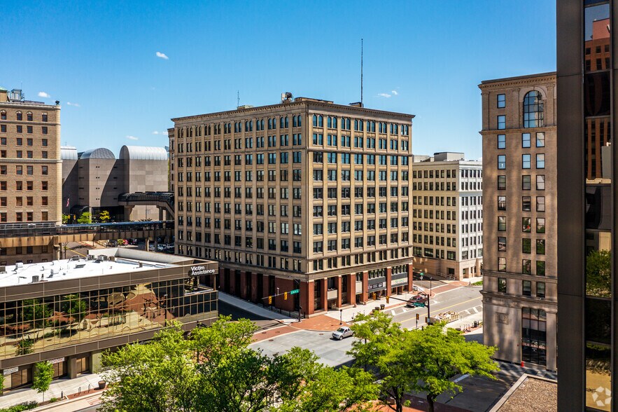 More Photos Of 159 S Main St, Akron Apartments For Lease