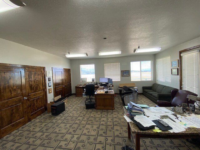 More Photos Of 2221 W 1400 N, Cedar City Airplane Hangar For Lease