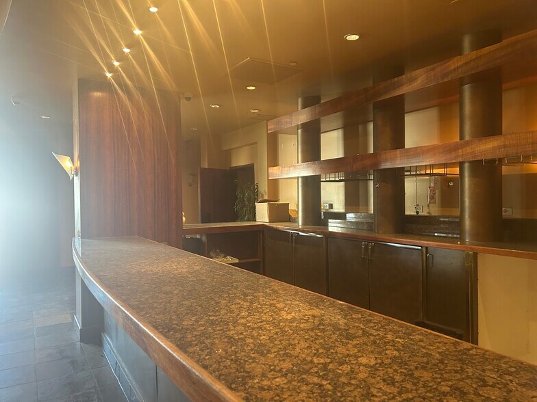 More Photos Of 1857 King St S, Honolulu Medical For Sale