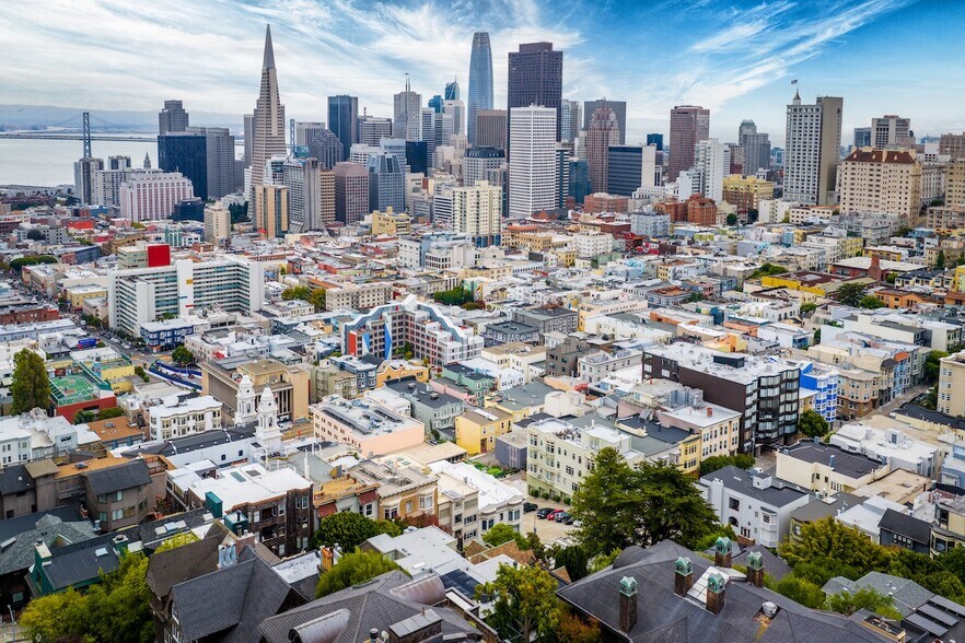 More Photos Of 54-60 Salmon St, San Francisco Apartments For Sale