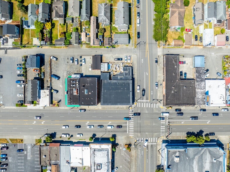 More Photos Of 1902-1906 Broadway Ave, Everett Storefront For Sale