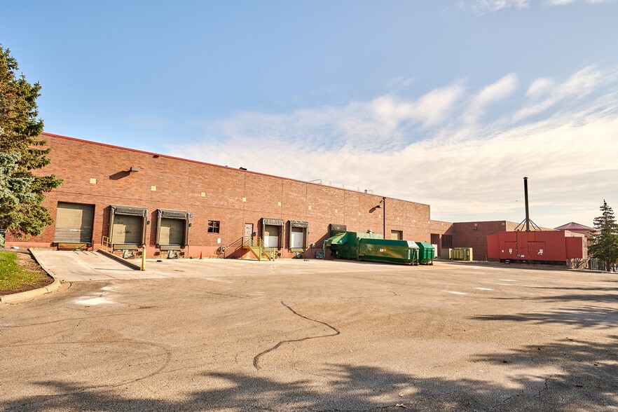 More Photos Of 10600 Bren Road W, Minnetonka Manufacturing For Sale