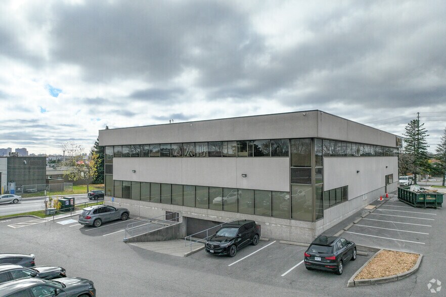 Primary Photo Of 7481 Woodbine Ave, Markham Office Residential For Lease