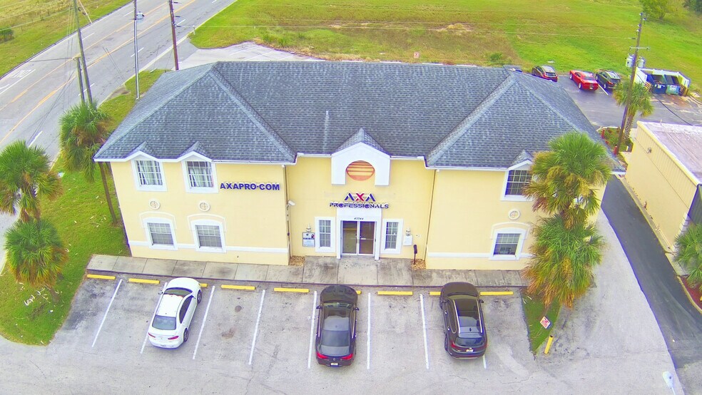 More Photos Of 43344 Highway 27, Davenport Coworking Space